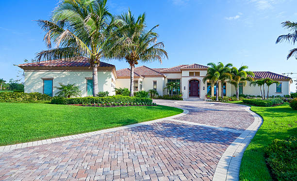 Best Driveway Paving Contractor  in Temesl Valley, CA